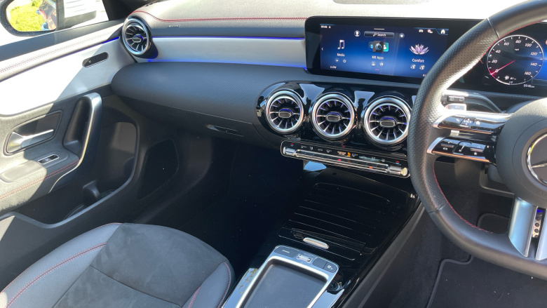 Mercedes-Benz CLA 250e AMG Line Premium 5dr Tip Auto Estate